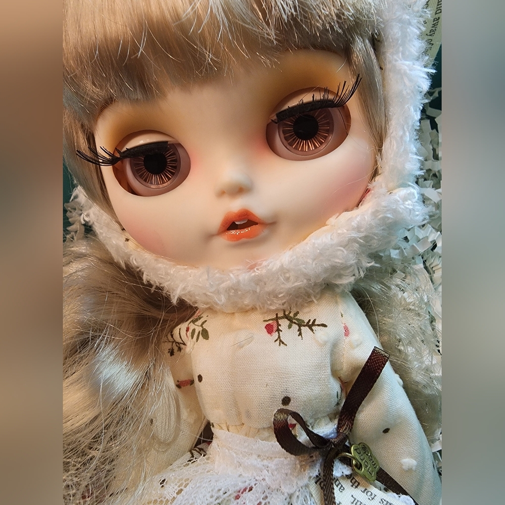 Blythe Doll Complete With Wardrobe ♡NEW♡